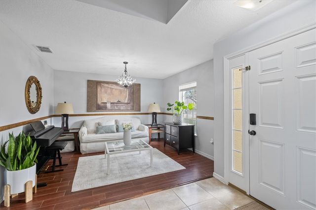 6052 Ridge Lake Circle, Vero Beach, FL 32967