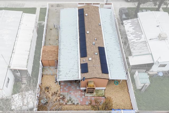 560 W Pleasant Avenue 16, Tulare, CA 93274