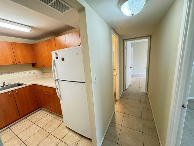 415 Executive Center Dr 203, West Palm Beach, FL 33401