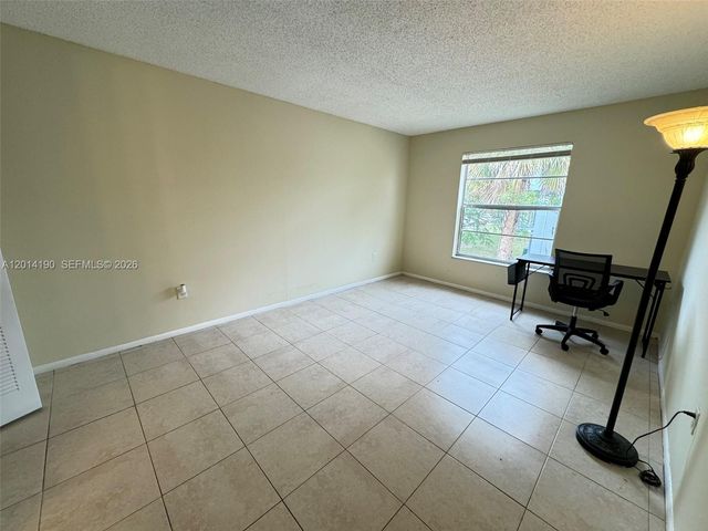 415 Executive Center Dr 203, West Palm Beach, FL 33401