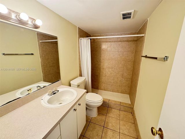 415 Executive Center Dr 203, West Palm Beach, FL 33401