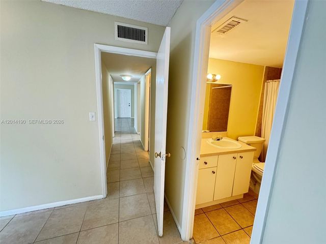 415 Executive Center Dr 203, West Palm Beach, FL 33401