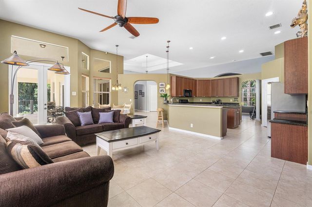 4956 200th Trail N, Loxahatchee, FL 33470
