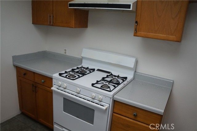 11768 Hazeldell, Riverside, CA 92505