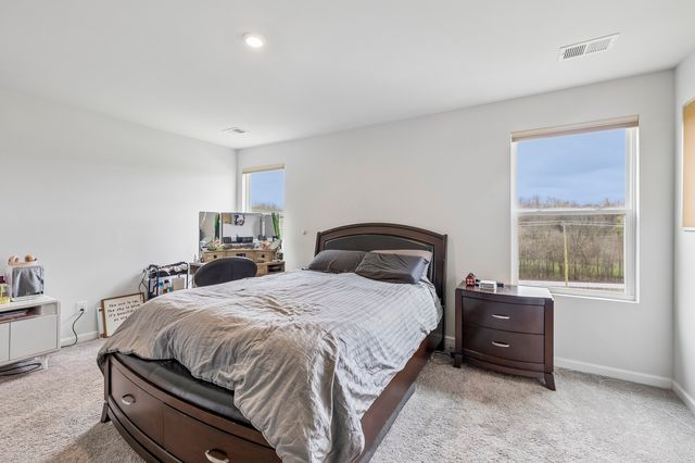 133 Millbrook Dr, Spring Hill, TN 37174