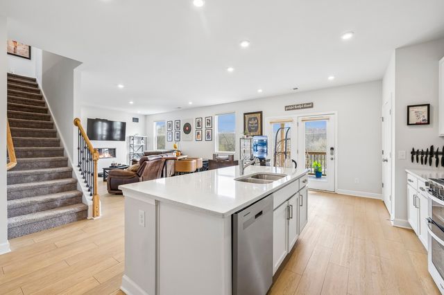 133 Millbrook Dr, Spring Hill, TN 37174