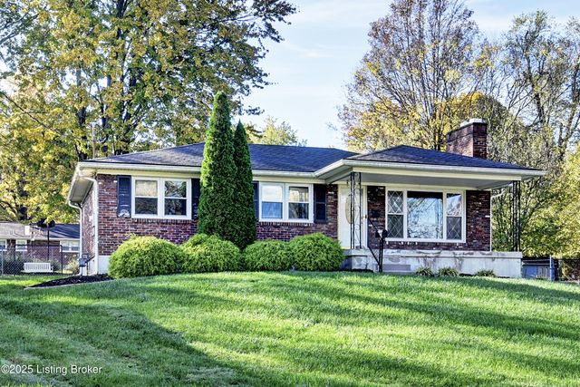 5004 Cedar Brook Ct, Louisville, KY 40219