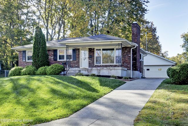 5004 Cedar Brook Ct, Louisville, KY 40219