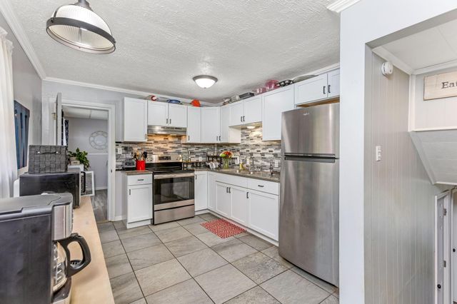 733 Walnut Drive, Logan, OH 43138