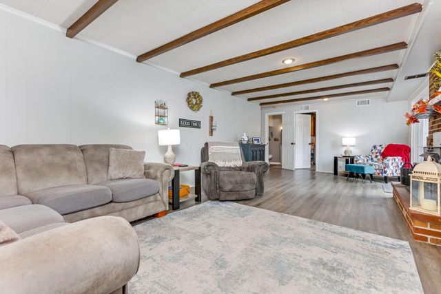 733 Walnut Drive, Logan, OH 43138