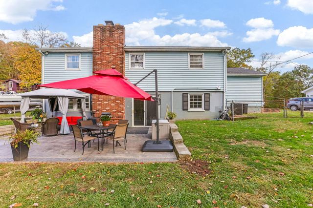 733 Walnut Drive, Logan, OH 43138