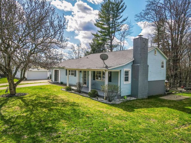 733 Walnut Drive, Logan, OH 43138