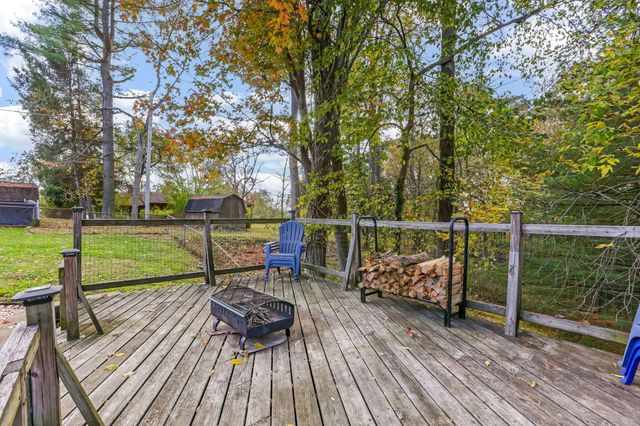 733 Walnut Drive, Logan, OH 43138