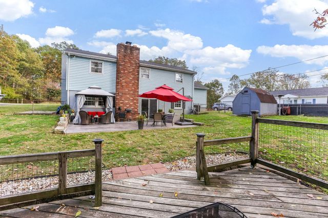 733 Walnut Drive, Logan, OH 43138