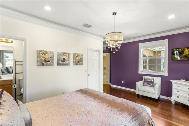 2135 Par DR, Naples, FL 34120