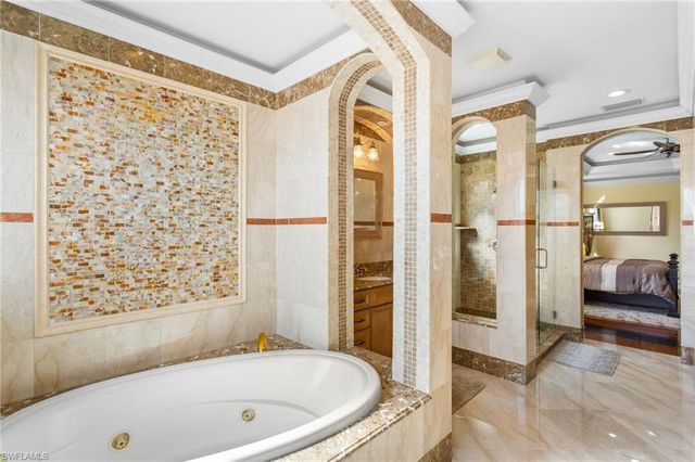 2135 Par DR, Naples, FL 34120