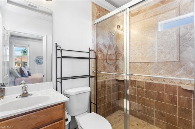 2135 Par DR, Naples, FL 34120