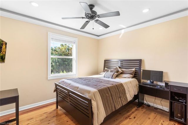 2135 Par DR, Naples, FL 34120