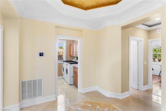 2135 Par DR, Naples, FL 34120