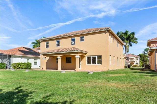 2135 Par DR, Naples, FL 34120