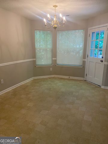 553 Wren Walk, Stone Mountain, GA 30087