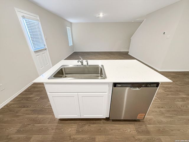 1255 Avery Ranch Dr, New Braunfels, TX 78130