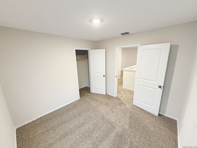 1255 Avery Ranch Dr, New Braunfels, TX 78130