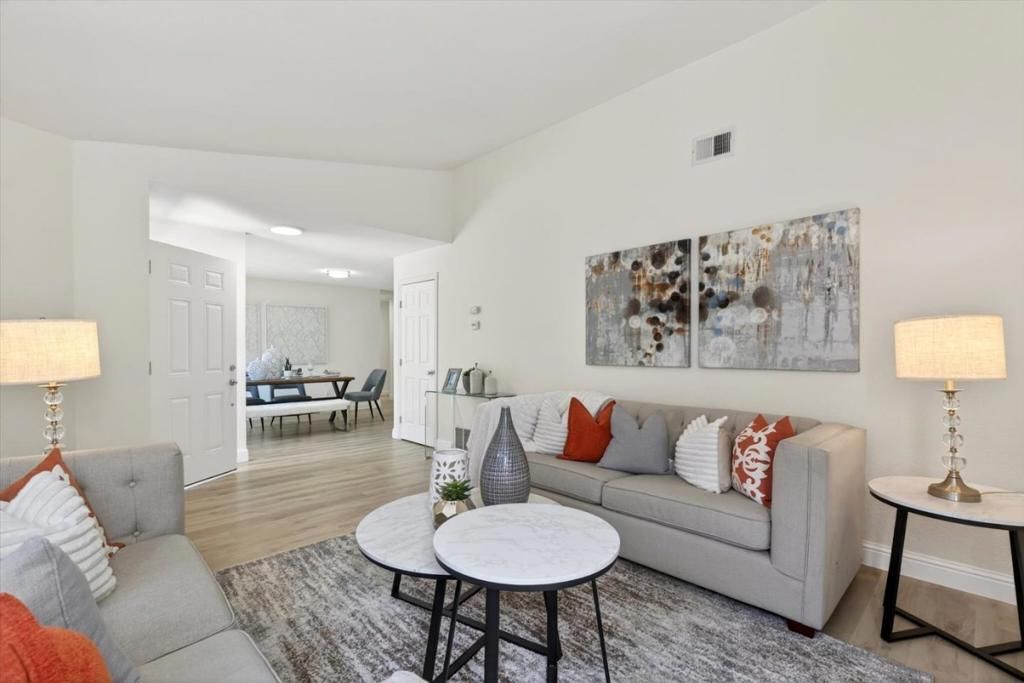 Image 4 of property listing at 512 Lanfair Circle, San Jose, CA 95136