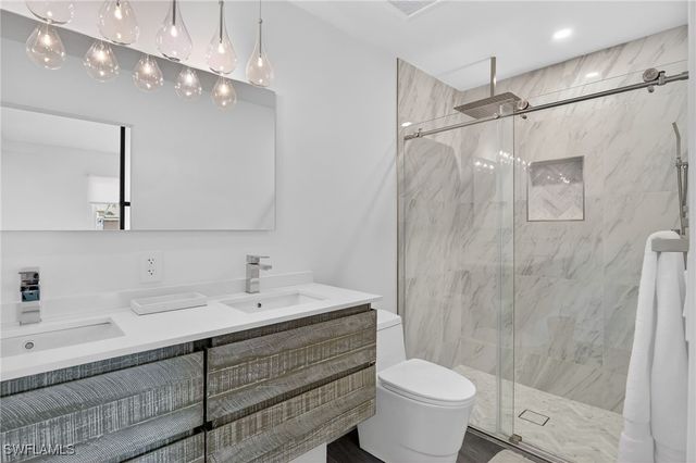 565 110th AVE N, Naples, FL 34108