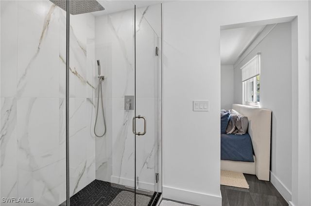 565 110th AVE N, Naples, FL 34108