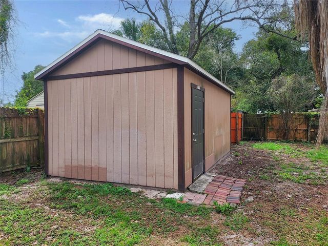 803 VALENCIA ROAD, Plant City, FL 33563