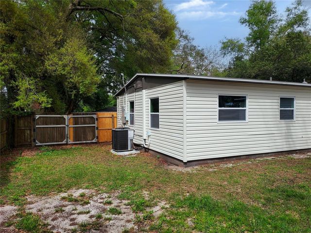 803 VALENCIA ROAD, Plant City, FL 33563