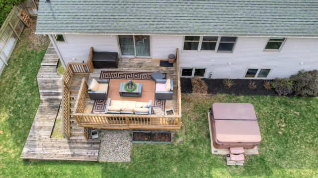 7304 21st Avenue, Georgetown Twp, MI 49428