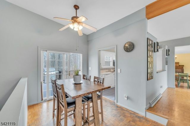 27 Bear Mountain Rd, Ringwood Boro, NJ 07456