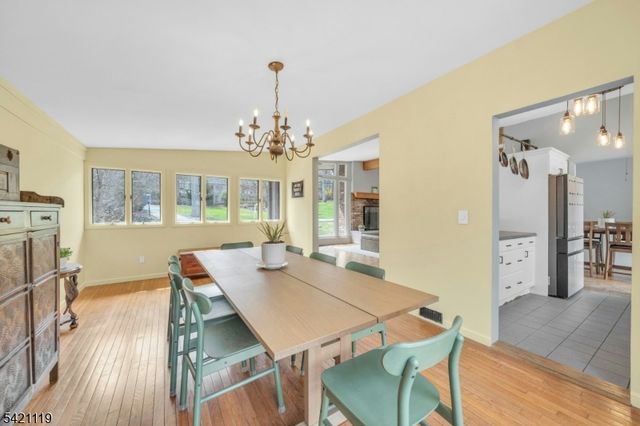 27 Bear Mountain Rd, Ringwood Boro, NJ 07456