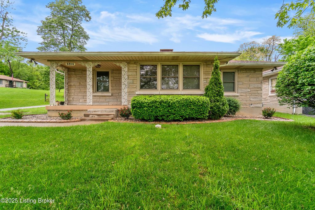 6814 Homestead Dr, Louisville, KY 40214