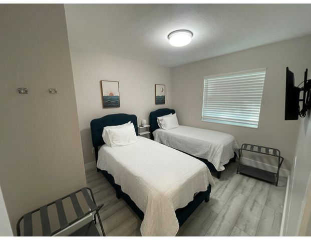 3004 SE 4th Avenue, Fort Lauderdale, FL 33316