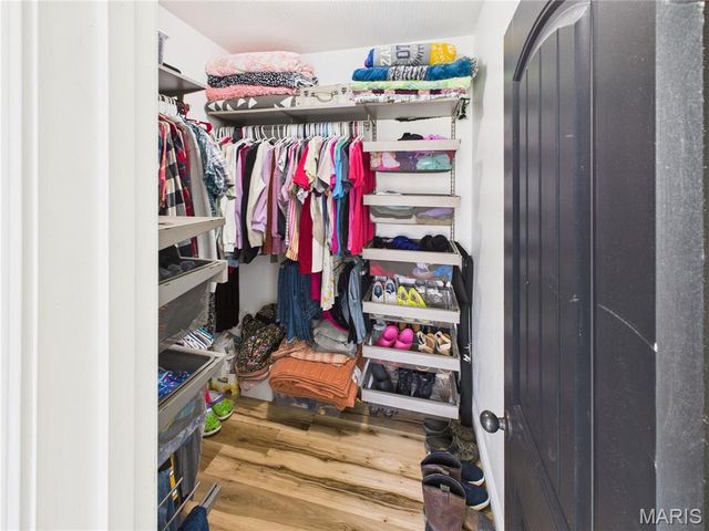 224 Sweet Valley Circle, Crocker, MO 65452