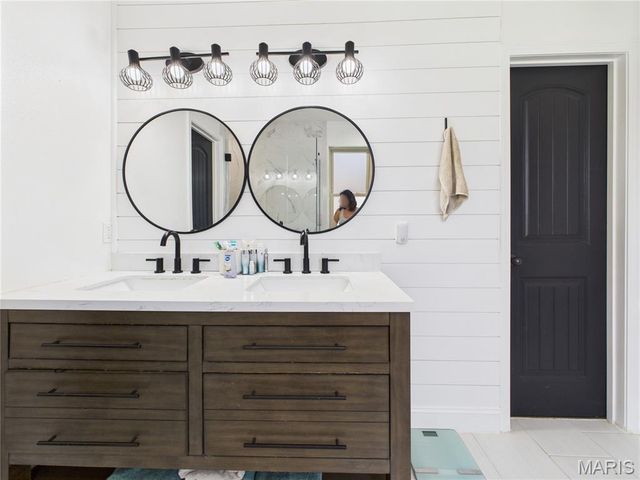 224 Sweet Valley Circle, Crocker, MO 65452