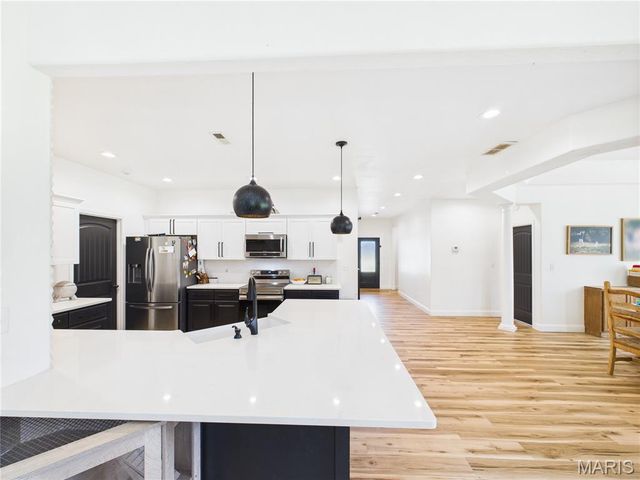 224 Sweet Valley Circle, Crocker, MO 65452