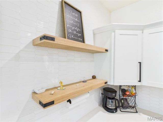 224 Sweet Valley Circle, Crocker, MO 65452