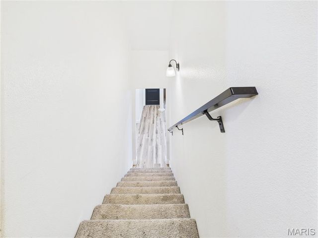 224 Sweet Valley Circle, Crocker, MO 65452