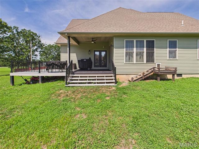 224 Sweet Valley Circle, Crocker, MO 65452