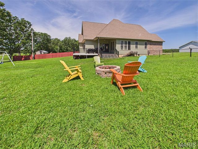 224 Sweet Valley Circle, Crocker, MO 65452