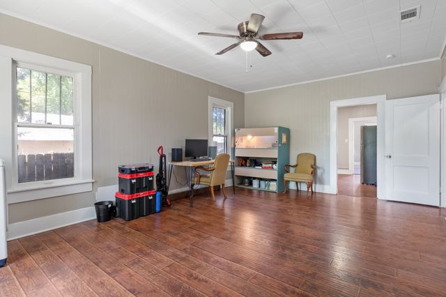 1619 Oneal Street, Greenville, TX 75401