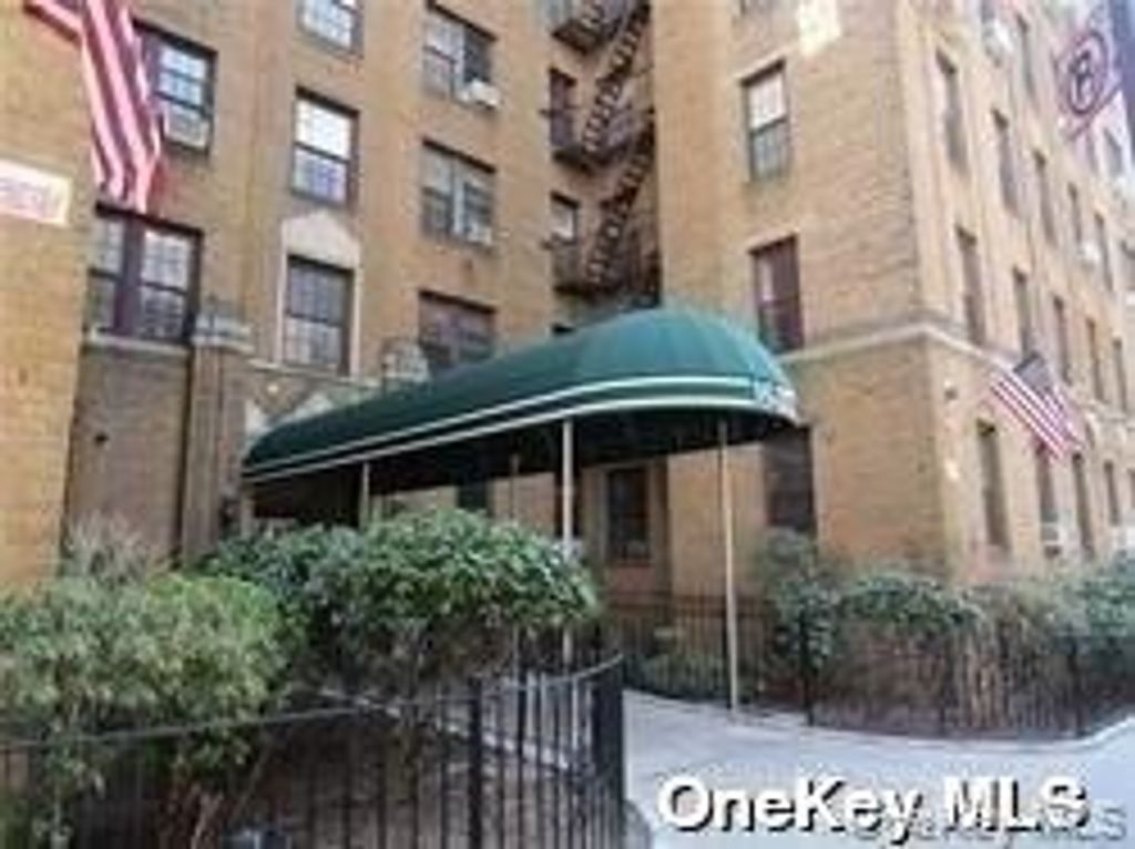35-21 81st 1C, Jackson Heights, NY 11372