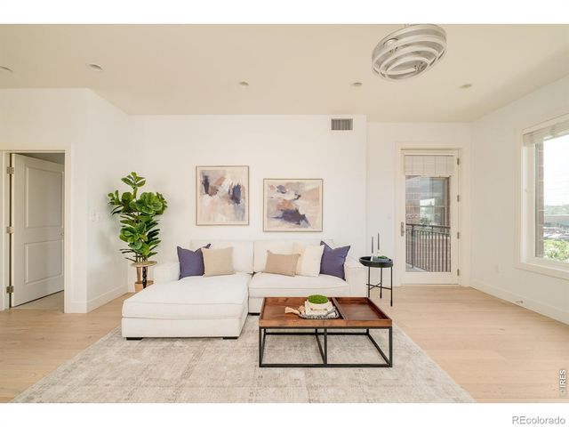 3301 Arapahoe Avenue 222, Boulder, CO 80303