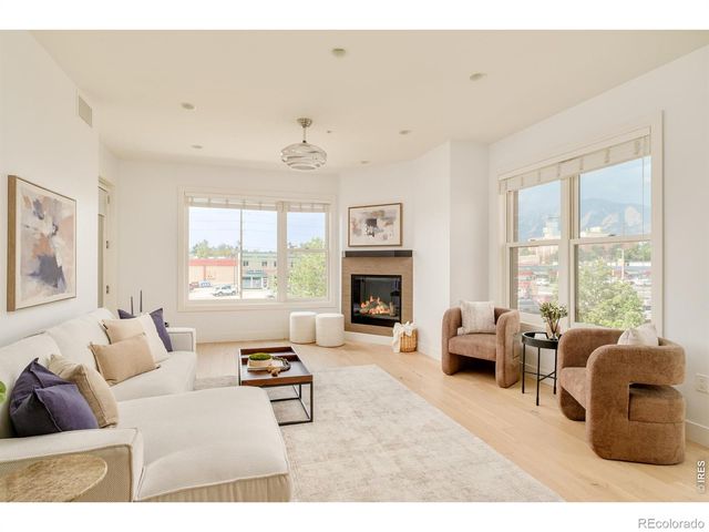 3301 Arapahoe Avenue 222, Boulder, CO 80303
