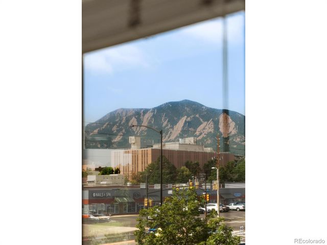 3301 Arapahoe Avenue 222, Boulder, CO 80303