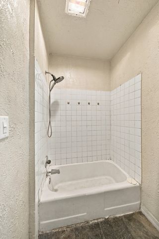 1425 W 15th Street, Davenport, IA 52804